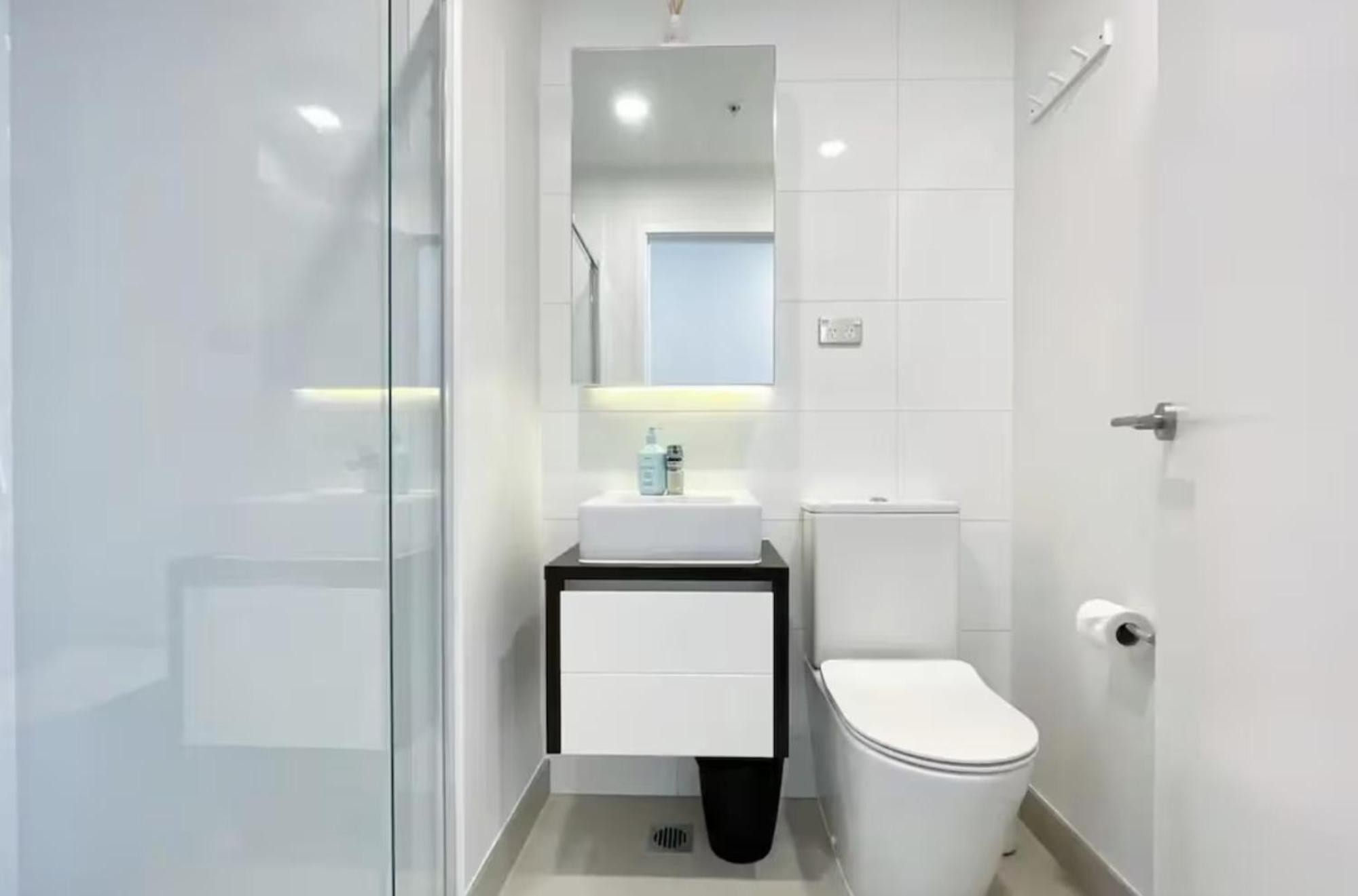 Magnificent Harbour View Skytower View Apartment In Cbd Auckland Luaran gambar